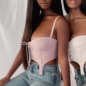 Brand new be mine corset in Liliac size 2